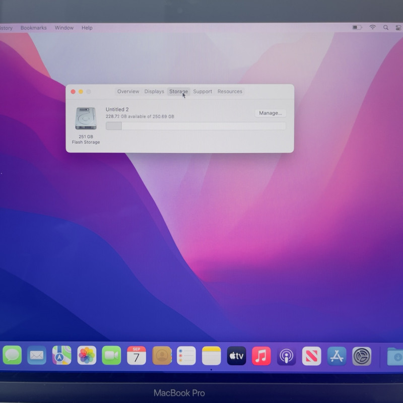 MacBook Pro 13 2018 Space  i5 2.3ghz 8/256